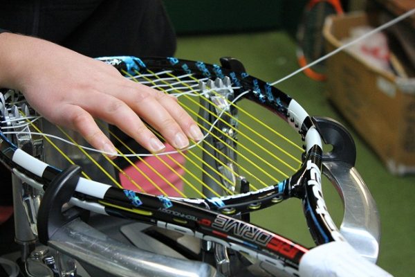 tennis racket stringing service